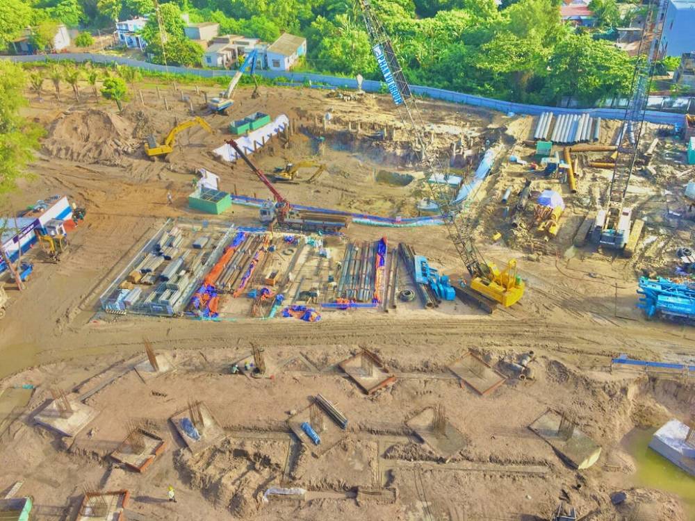 Công trường Quậy Complex đang làm việc liên tục